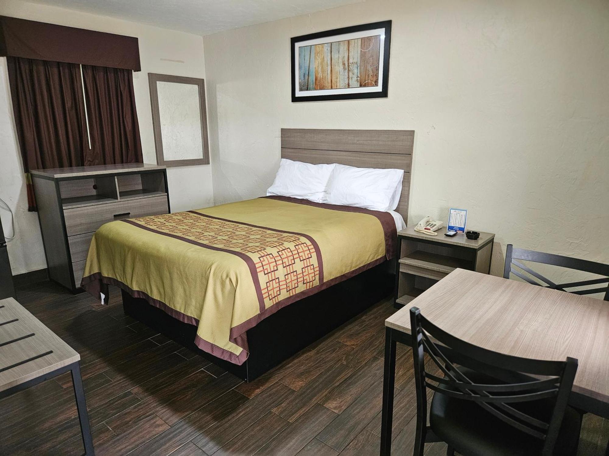 Deluxe Inn - Sarasota South Bradenton Екстериор снимка