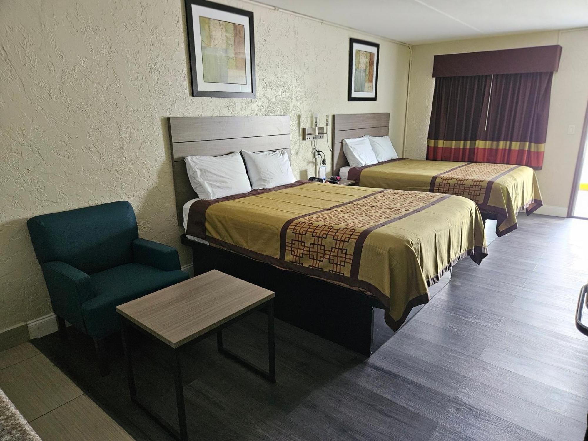 Deluxe Inn - Sarasota South Bradenton Екстериор снимка