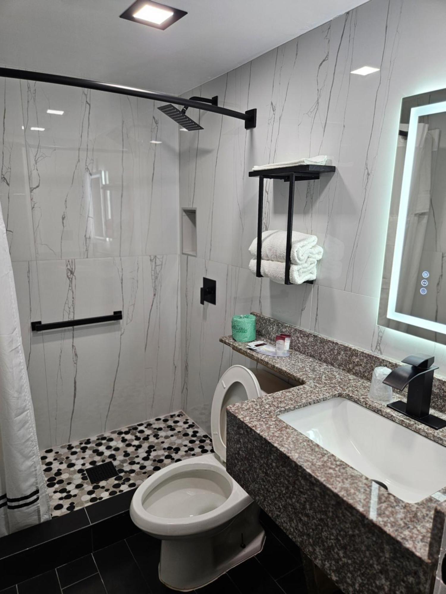 Deluxe Inn - Sarasota South Bradenton Екстериор снимка